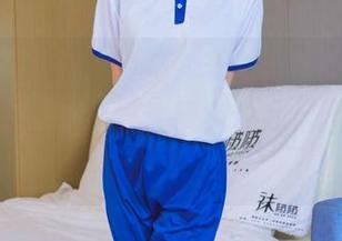 BoBoSocks袜啵啵 – 美图清理神，精选小甜豆黑丝研究号，研究让我目不转睛的腿部动态。