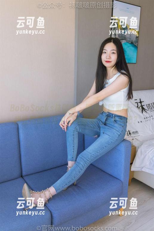 BoBoSocks袜啵啵 - 图库最新更新：小甜豆用黑色指甲油调调情，想不到吧？