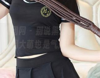GIRLT果团网 – 别说黑丝了，就这种气场，周大萌也是气质爆棚吧！