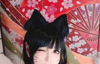 Kitkat Cosplay无圣光的构思，让贞德Alter女仆装的套图多了一点戏剧性