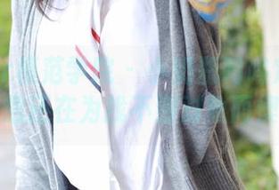 MFStar模范学院 – 小奶瓶呜呜定制清纯写真，您还在为找不到对象而懊恼吗？