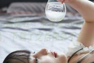 MiiTao蜜桃社 – 索菲娅Sophia的白丝作品，下载了之后你会不会后悔？