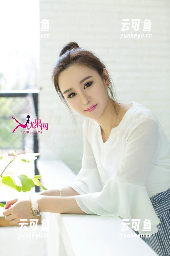 UGirls尤果网-易阳 UGirls尤果网 - 易阳与瑜伽的私拍合集,抛开套路,只剩两颗无所事事的心。