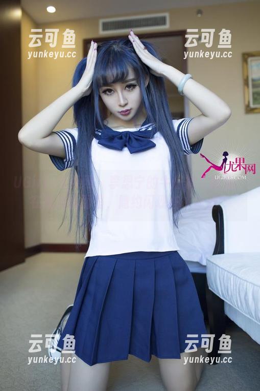 UGirls尤果网 - 李思宁的牛仔裤大揭底：在高清画面里，隐约闪现些‘内涵’