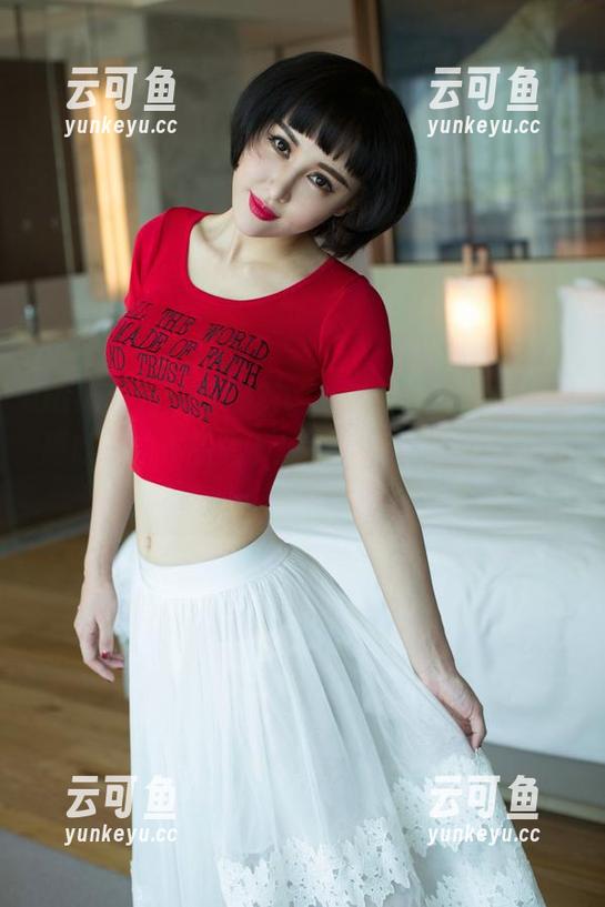 UGirls尤果网 - 别以为职业装就得乏味，顾欣怡的作品集下载，颠覆你对职场的想象。