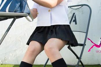 UGirls尤果网 – 照片是黑色的，心情却色彩斑斓——顾欣怡的更新来了！