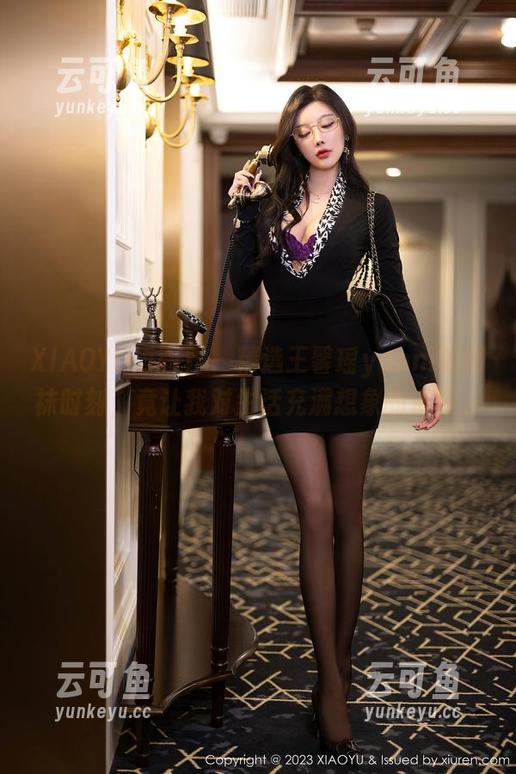 XIAOYU语画界 - 精选王馨瑶yanni的网袜时刻，竟让我对生活充满想象的乐趣。