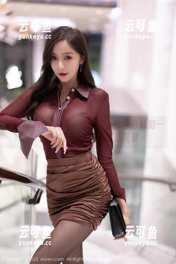 Xiuren秀人网 - 体育课上的奇葩私拍——奶油妹妹运动的幕后花絮