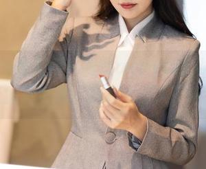 Xiuren秀人网 – 张优ayoyo的又一波裤里丝写真集，色彩太撩人了吧？