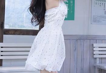Xiuren秀人网 – 认真说，杨玉奴的女仆图集里的每一张都能引发掀起一阵瞎评论。