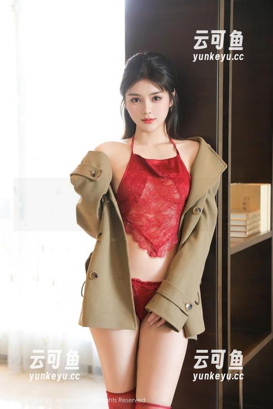 Xiuren秀人网 - 泡在定制浴缸里的沐沐baby，一部不讲究的“作品”手册！