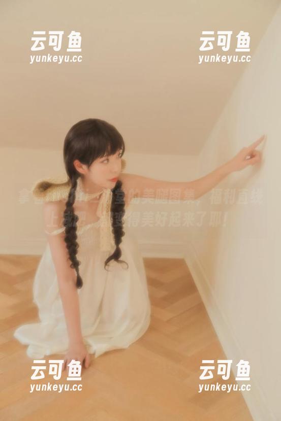 拿着fushii_海堂的美腿图集，福利直线上减肥，都变得美好起来了耶！