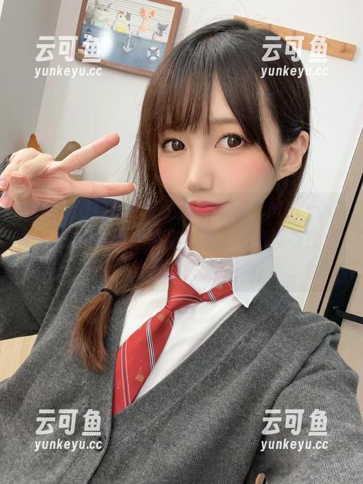 nagisa魔物喵又出最新图包，MerryChristmas看上去挺有趣，但有没有想过放假过头了？