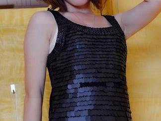 pans – 吊带并不只是一件衣服，可儿的套图让我看到了更多，兴奋之余，想分享点啥！