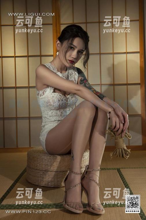 丽柜 - 内衣？倒是伊园的美图飞入了我的眼帘。