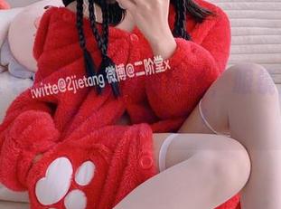 二阶堂宅绘子的私房现场图，眼镜光环竟然这么迷人？！
