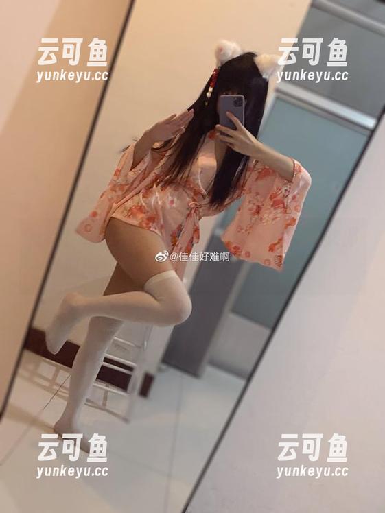 哎呀，我昨天刚看了佳佳好难啊的兔女郎原图，更新速度简直让人发愁！