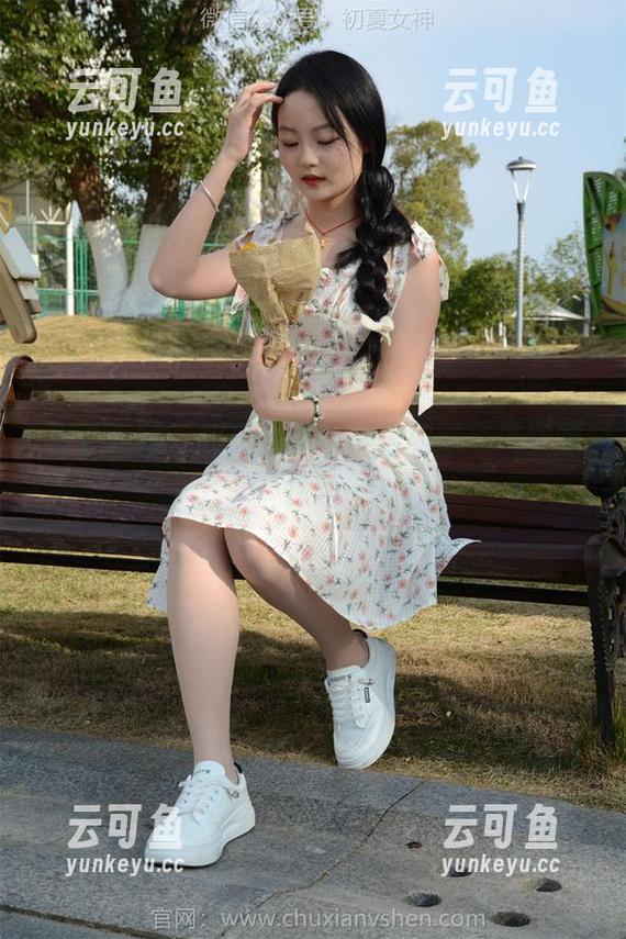 初夏女神 - 和风拂面，柒柒和服写真资源探险