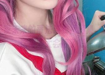 偷看千夜未来的蒂法连衣裙图集，哎呀，这裙子太会撩了吧