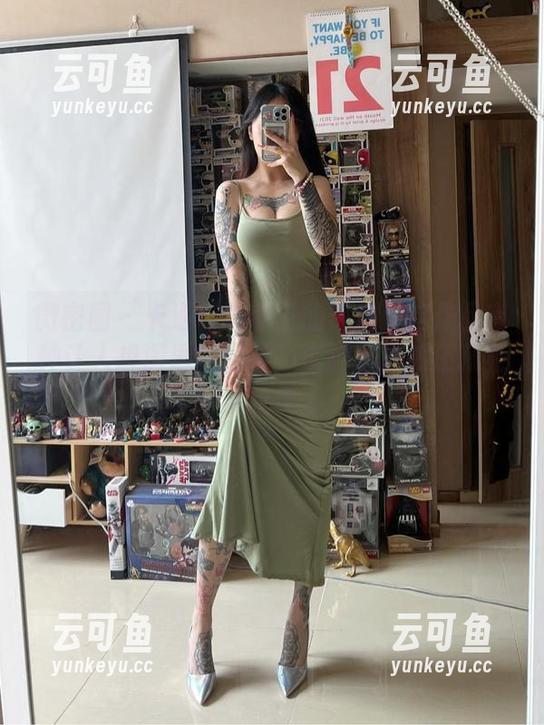微密圈 - 卡通百科老王的棉袜：这作品有种让人想深思的力量，资源上居然还藏着小机灵。