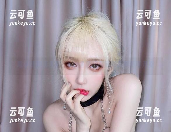 啾小妍的天台梦，cos角色把高清照玩得不可开交