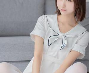 喵糖映画：又一个高清女仆眼镜娘的图片轰炸，准备好了吗？