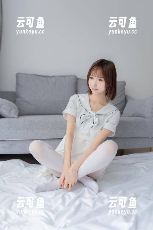 喵糖映画：又一个高清女仆眼镜娘的图片轰炸，准备好了吗？