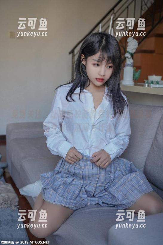 免费关注，让喵糖映画教你如何变成丝袜酷女孩，别问为什么！