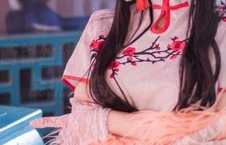 喵糖映画银丝旗袍，精选写真，保证没人能抗拒尴尬的优雅！