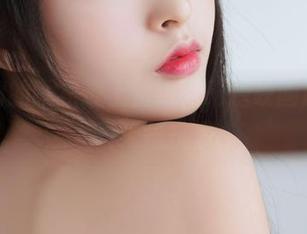 当雷姆的睡裙遇上壁纸，喵糖映画原图让人毫无抵抗力！