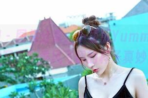 嗲囡囡 – 图集分享：小蛮妖Yummy的空姐写真，乘风飞翔的样子真妙！