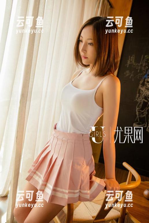 尤果网 - 新的白丝展示，黛熙儿的作品集，轻轻松松却又不经意间让心里留下一点涟漪。