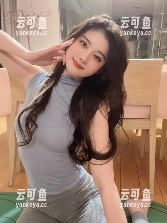 微密圈 - 认真说，就是阿朱啊酝酿的全套黑丝，原图里透着点小撩人。