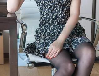 推女神 – 居家也能在云端酷炫，朱小旭免费原图不嫌弃环境！