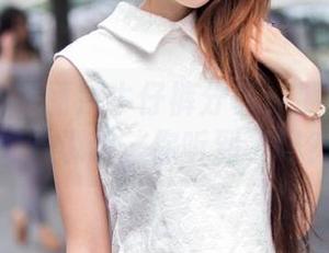 推女郎 – 李丽莎牛仔裤分享：那条裤子好像会说话…你听到了吗？