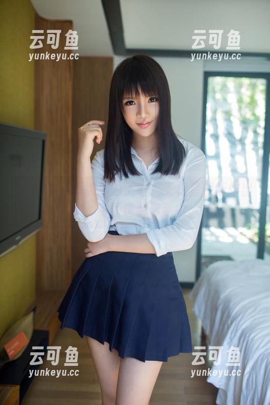推女郎 - 短裤界的王者：王根星熙新作出炉，资源送到你手中。