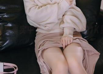 在美图与真实中徘徊，日奈娇的JK照别有一番滋味
