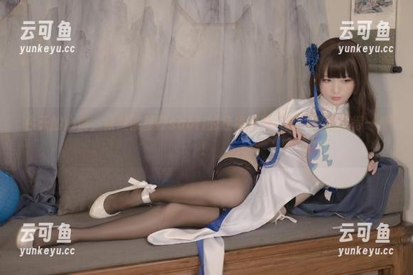 今天的心情，依然被星野saori的红裙支配，高清图包值得一看！