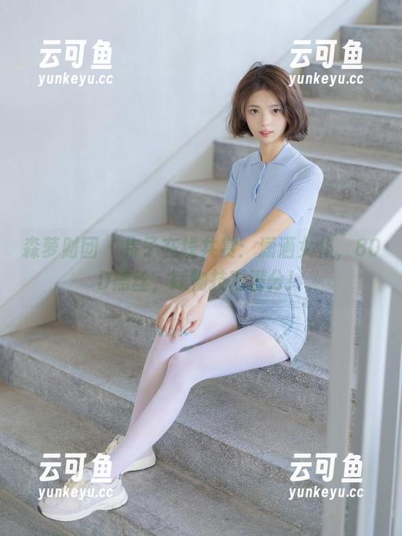 森萝财团 - 卉子在线共赏：潇洒女仆，80D黑丝，踩物技巧满分！