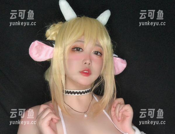 照片里的蕾丝：椒妮佐仁的魔法触碰了多少审美底线？