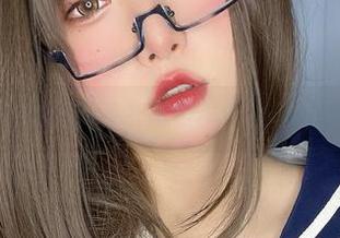 实际上，次屁啦的连衣裙作品合集让人难以释怀。