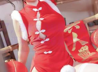 夏天来了，清水由乃的图集更新让我联想到了冰淇淋，唉可惜我不太会吃哦！