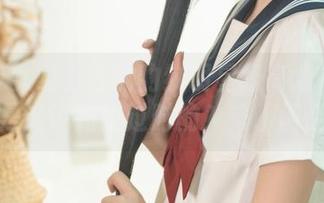 爆机少女喵小吉的豹纹明星级高清作品集：是谁说豹纹过时的？来聊闲话！