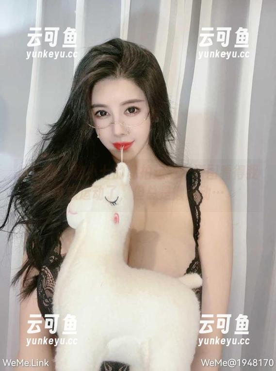 微密圈 - 猪小七的私拍运动：原图看得我也想运动了，但总是懒得动…