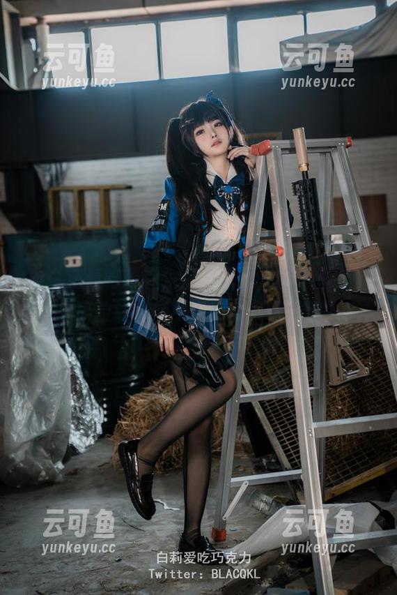 当白莉爱吃巧克力放飞自我，图包里的安琪拉让人情不自禁想多看几遍