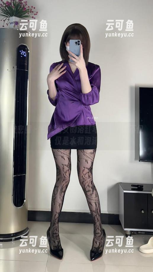 微密圈 - 白龙猫女的浴缸写真集——不仅仅是水和泡沫