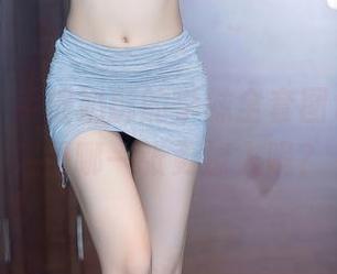 秀人网 – 手握奶酥的学妹全套图包，但到底是哪一张更撩人呢？