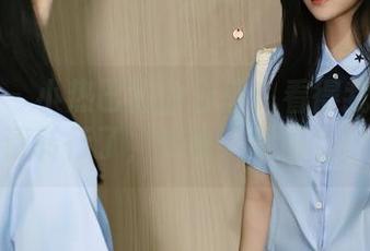 秀人网 – 小热巴的办公室：看得我都想申请转行了，快来下载图包吧