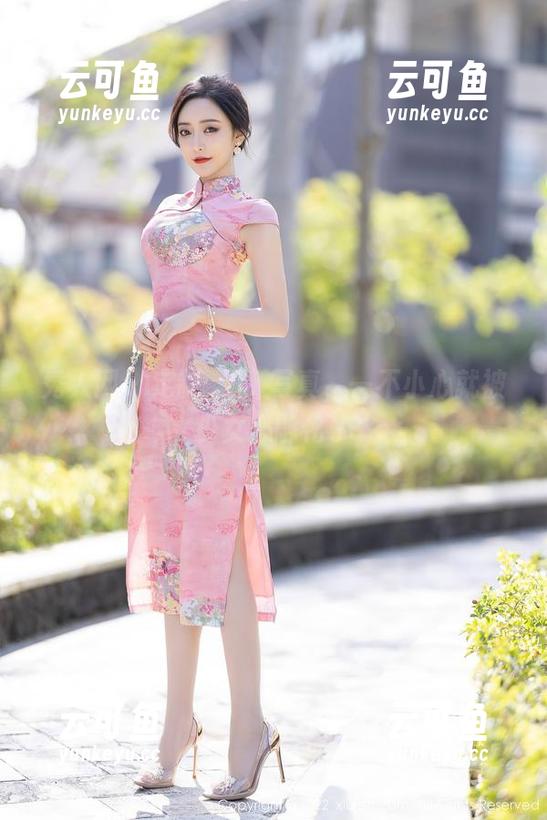 秀人网 - 定制玥儿玥写真，一不小心就被少女心融化了