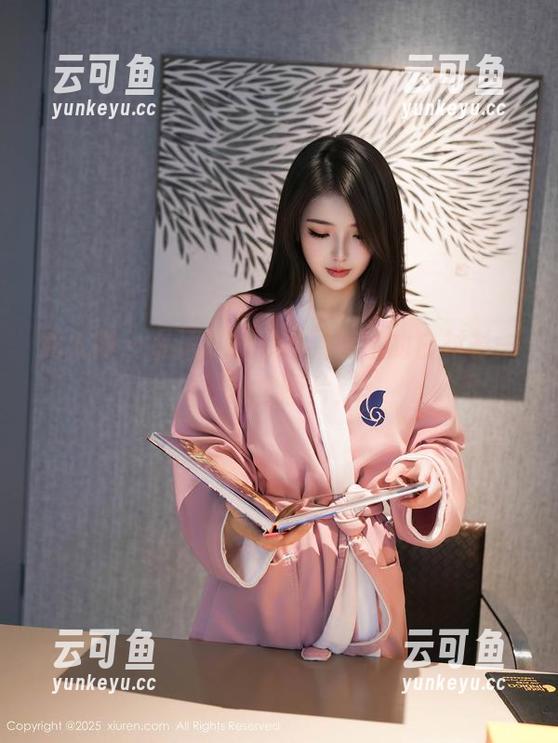 秀人网-私语baby 秀人网 - 私语baby略显随意的白衬衫——精选图片!